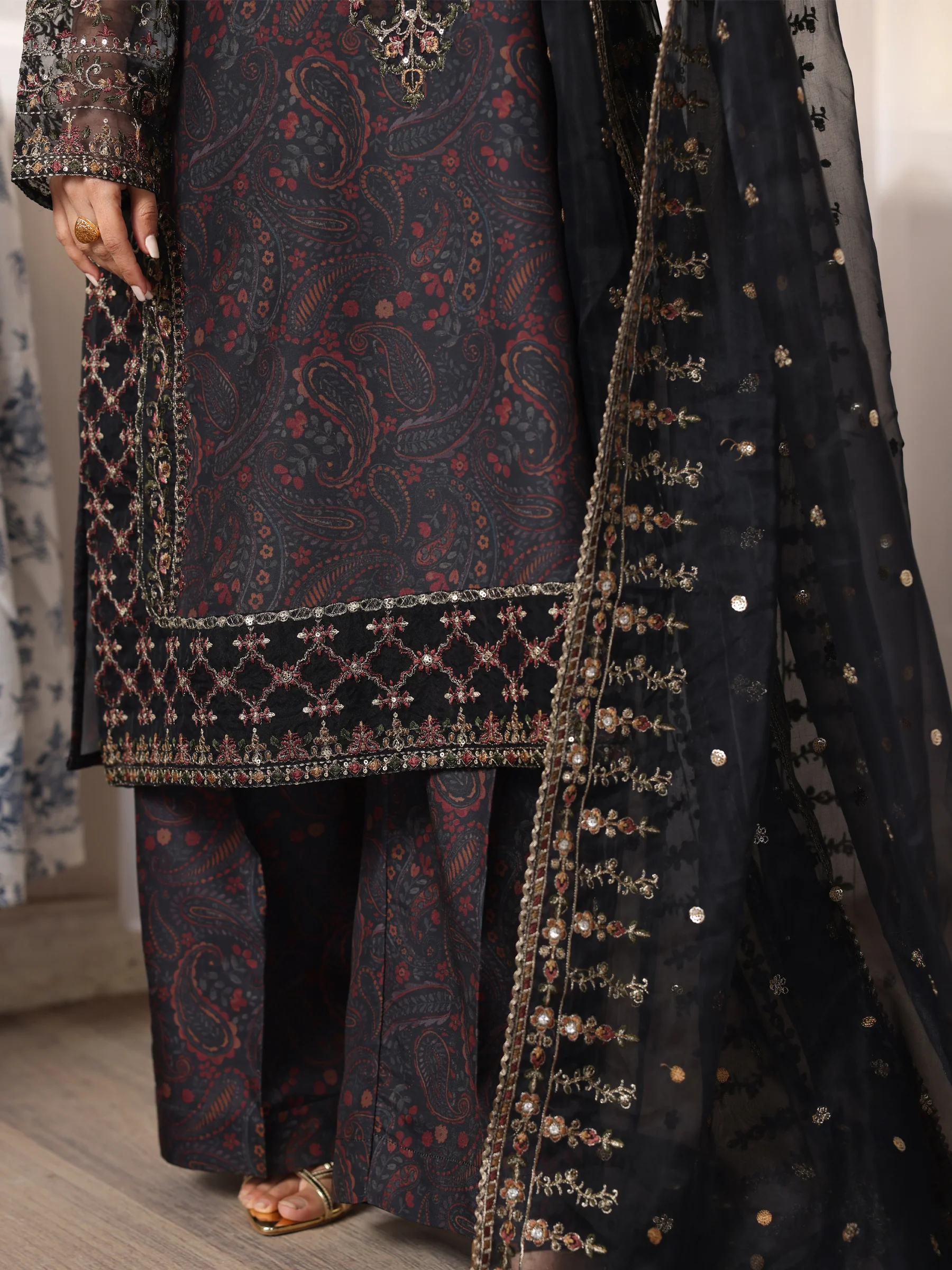 DLS-55 3PC STITCHED | UNSTITCHED - Image 10