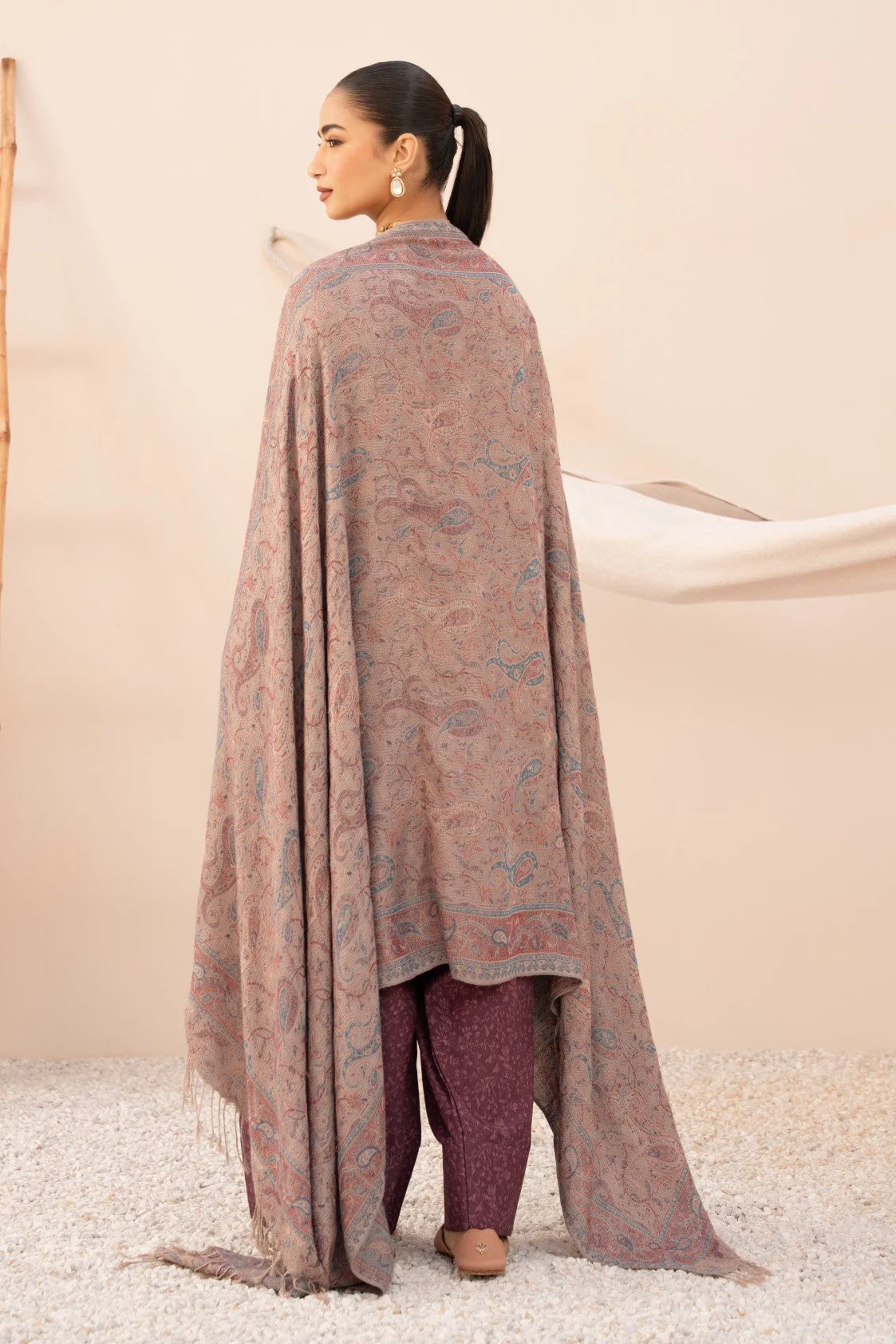 DZP-55 WINTER 3PC STITCHED | UNSTITCHED - Image 3