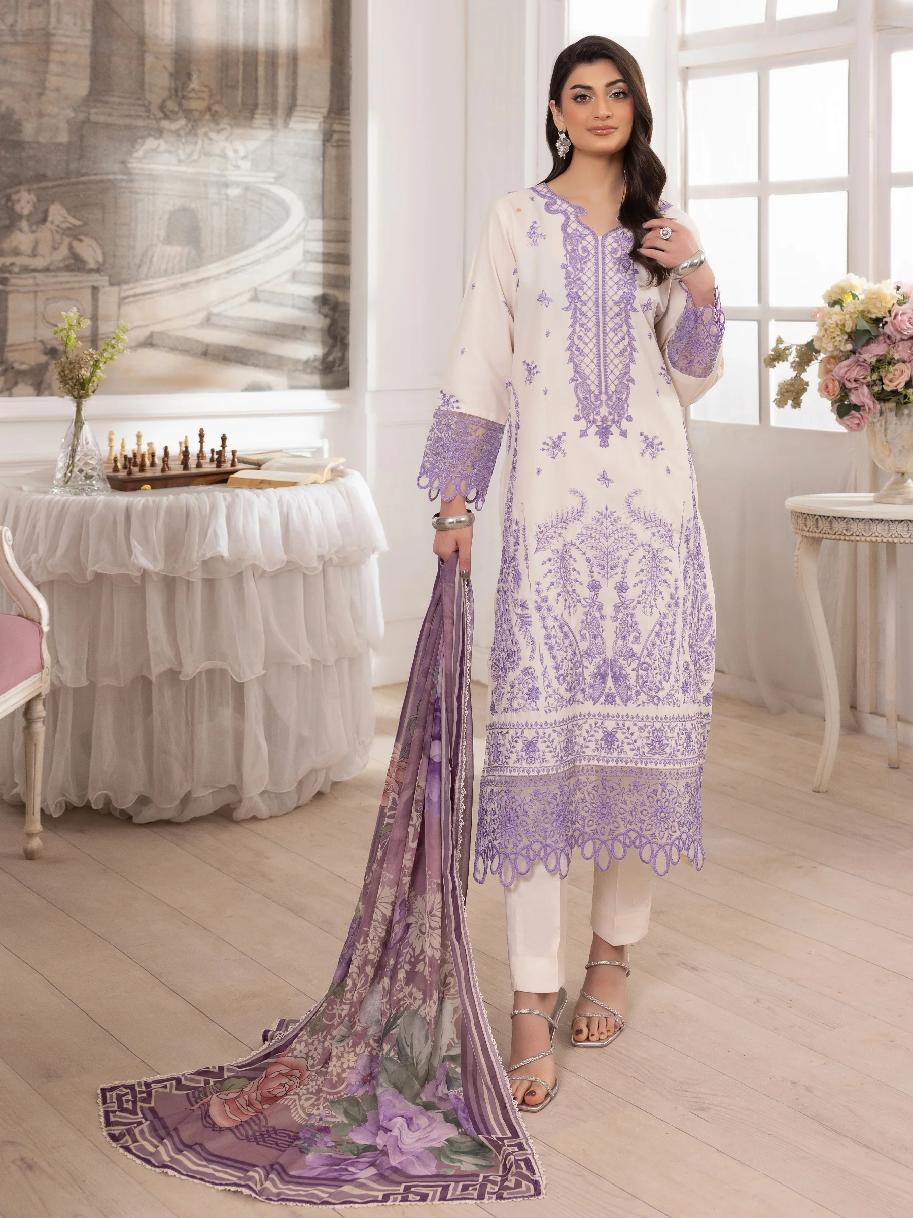 ZE-09 LAWN EMBROIDERED 3PC STITCHED/UNSTITCHED - Image 3