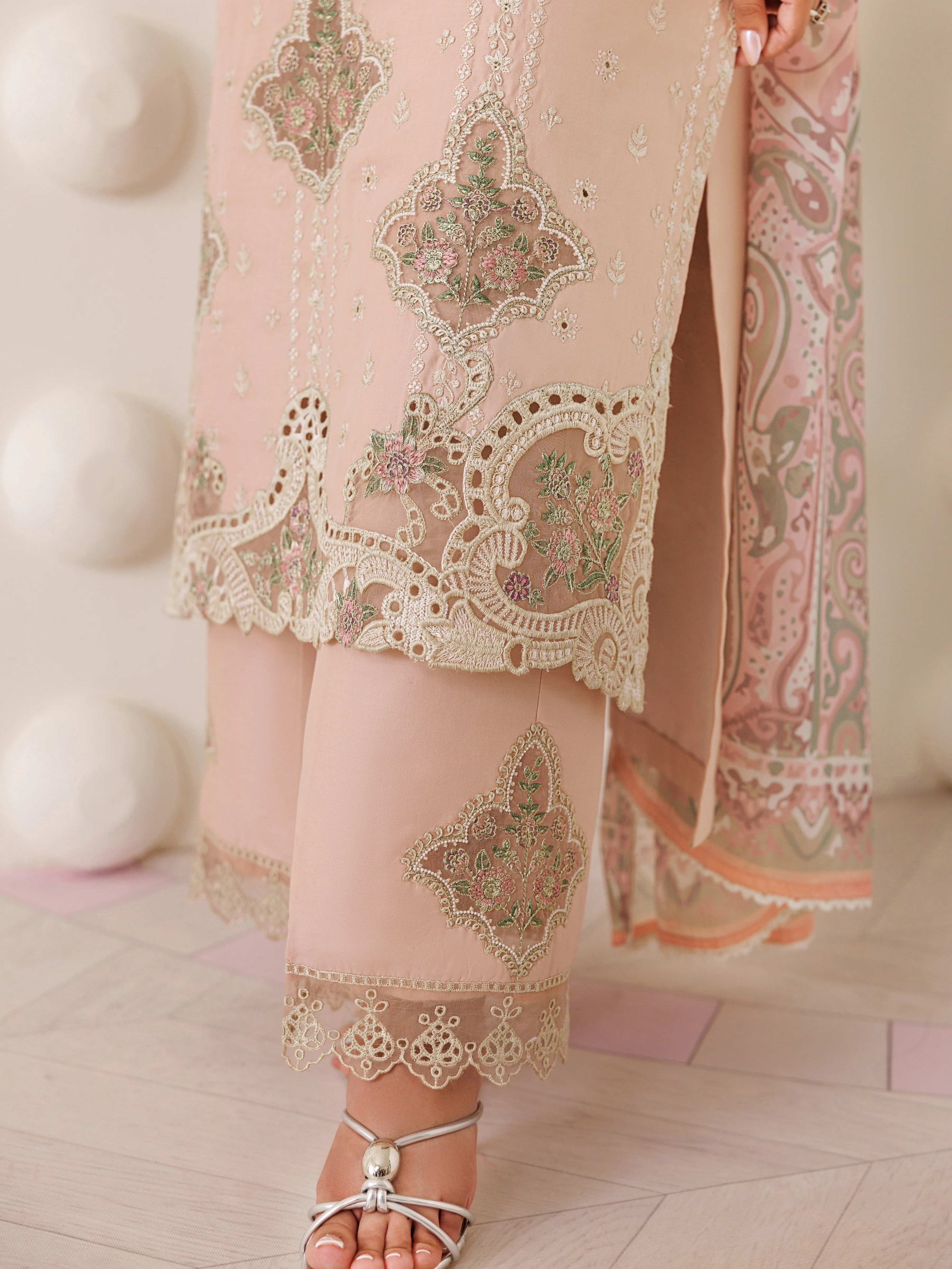 ZG-02 - 3 PC LAWN STITCHED - Image 9