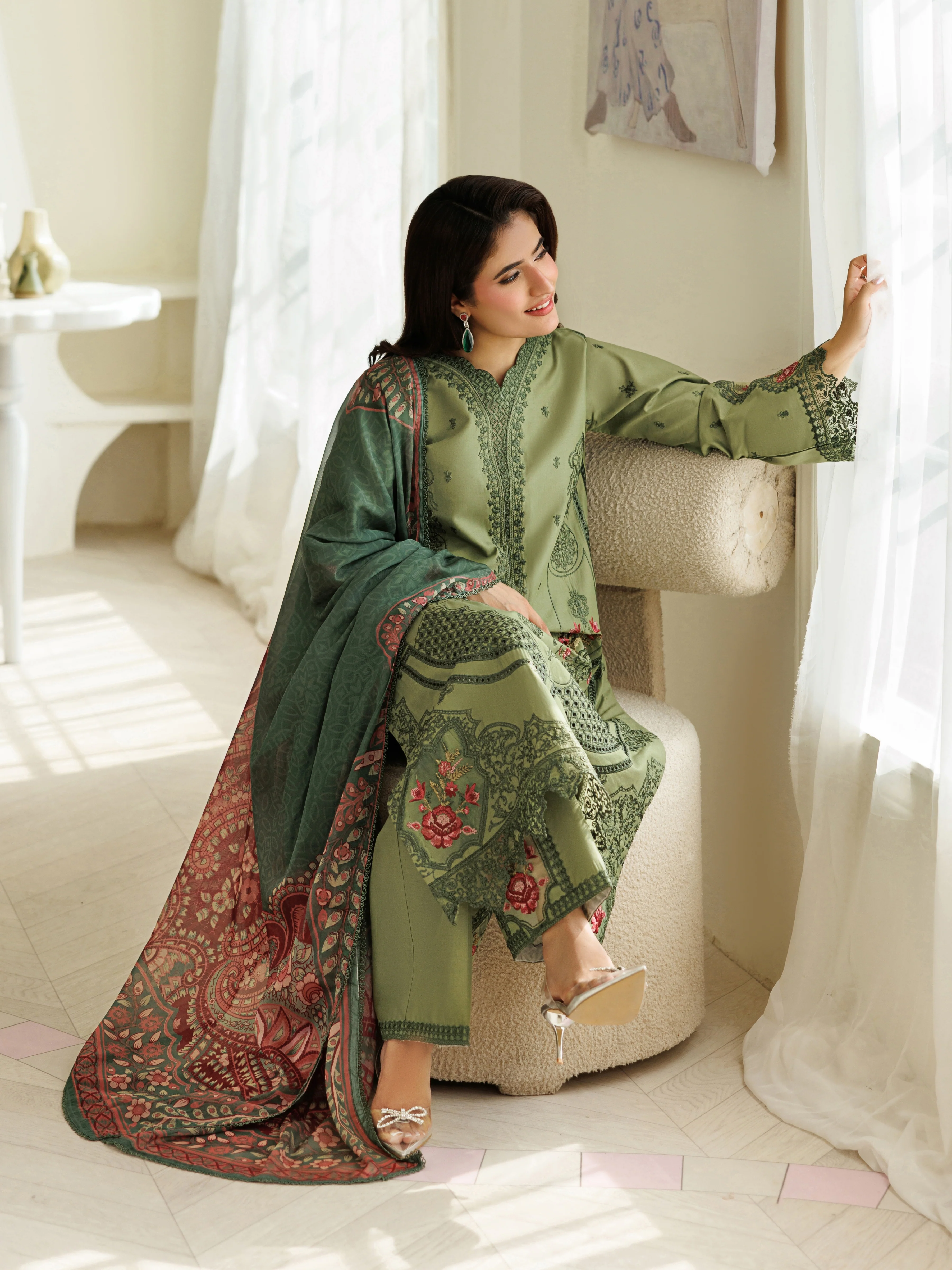 ZG-07 - 3 PC LAWN STITCHED - Image 4