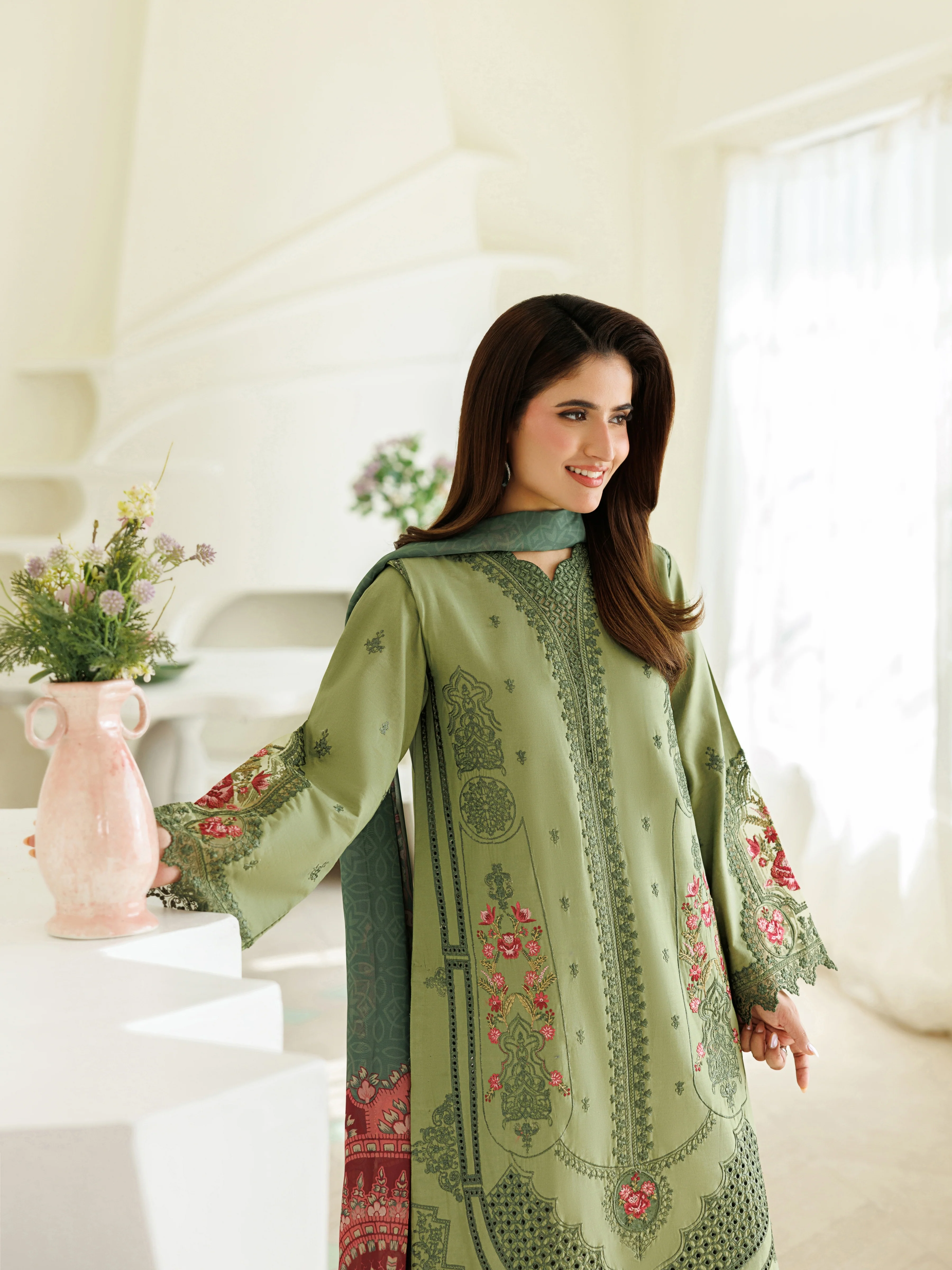 ZG-07 - 3 PC LAWN STITCHED - Image 8